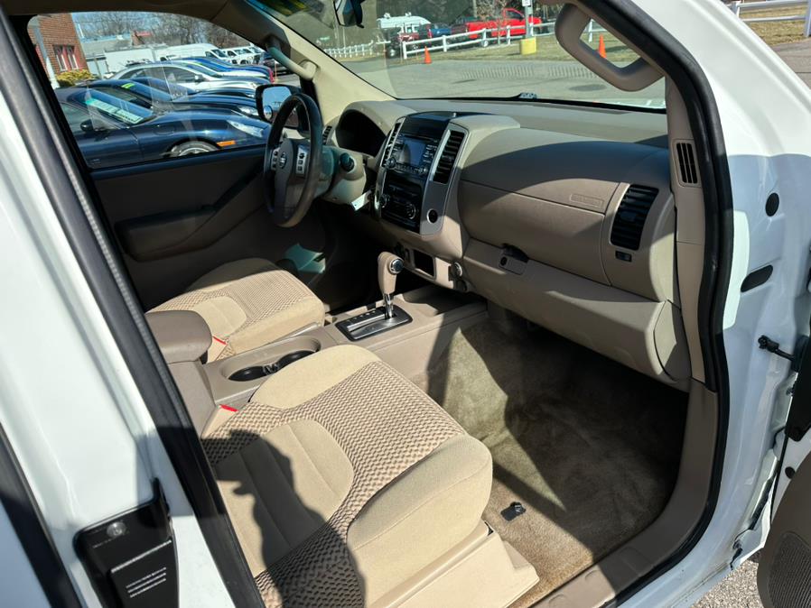 2014 Nissan Frontier 4WD King Cab Auto SV, available for sale in South Windsor, Connecticut | Mike And Tony Auto Sales, Inc. South Windsor, Connecticut 2014 Nissan Frontier 4WD King Cab Auto SV, available for sale in South Windsor, Connecticut | Mike And Tony Auto Sales, Inc. South Windsor, Connecticut