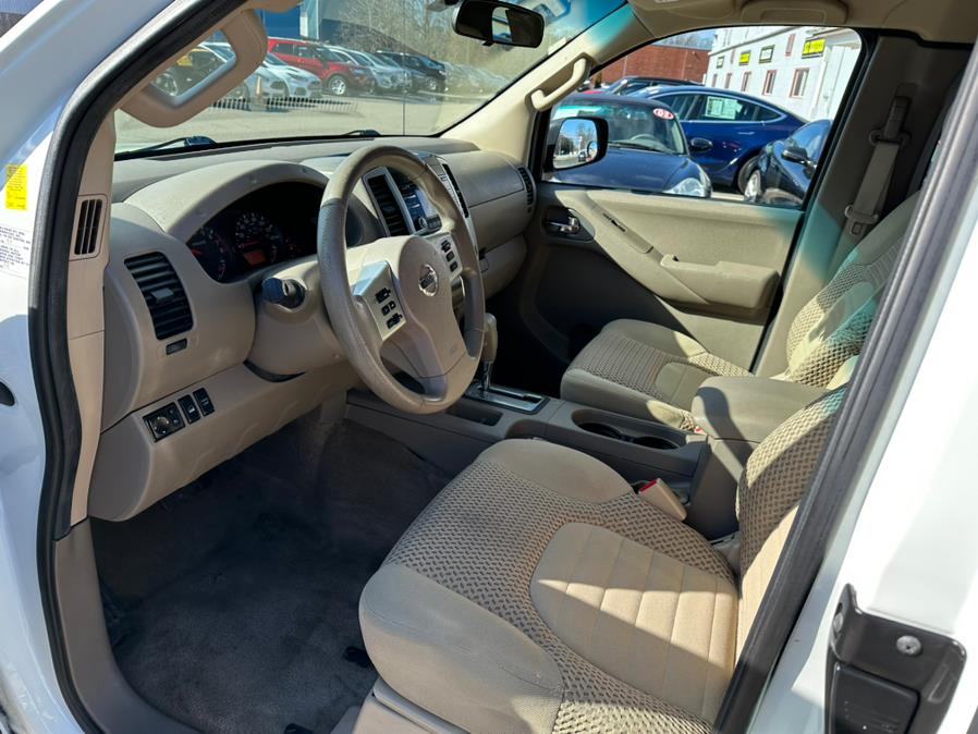 2014 Nissan Frontier 4WD King Cab Auto SV, available for sale in South Windsor, Connecticut | Mike And Tony Auto Sales, Inc. South Windsor, Connecticut 2014 Nissan Frontier 4WD King Cab Auto SV, available for sale in South Windsor, Connecticut | Mike And Tony Auto Sales, Inc. South Windsor, Connecticut