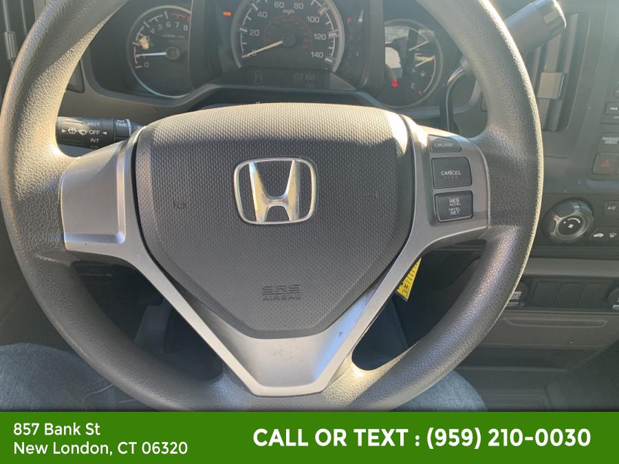 2009 Honda Ridgeline 4WD Crew Cab RT, available for sale in New London, Connecticut | McAvoy Inc dba Town Hill Auto. New London, Connecticut 2009 Honda Ridgeline 4WD Crew Cab RT, available for sale in New London, Connecticut | McAvoy Inc dba Town Hill Auto. New London, Connecticut