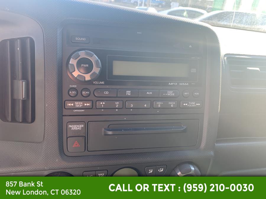 2009 Honda Ridgeline 4WD Crew Cab RT, available for sale in New London, Connecticut | McAvoy Inc dba Town Hill Auto. New London, Connecticut 2009 Honda Ridgeline 4WD Crew Cab RT, available for sale in New London, Connecticut | McAvoy Inc dba Town Hill Auto. New London, Connecticut