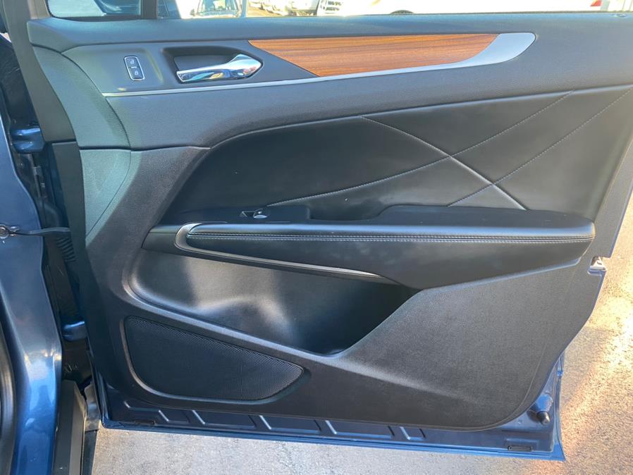 2018 Lincoln MKC Reserve AWD, available for sale in Canton, Connecticut | Lava Motors 2 Inc. Canton, Connecticut 2018 Lincoln MKC Reserve AWD, available for sale in Canton, Connecticut | Lava Motors 2 Inc. Canton, Connecticut