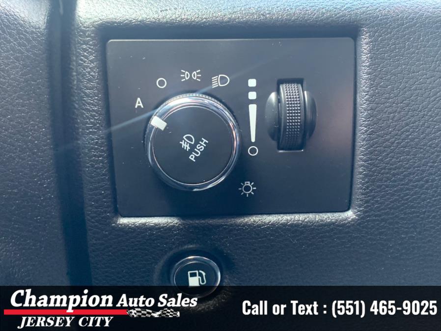 2016 Jeep Grand Cherokee 4WD 4dr Limited, available for sale in Jersey City, New Jersey | Champion Auto Sales of JC. Jersey City, New Jersey 2016 Jeep Grand Cherokee 4WD 4dr Limited, available for sale in Jersey City, New Jersey | Champion Auto Sales of JC. Jersey City, New Jersey
