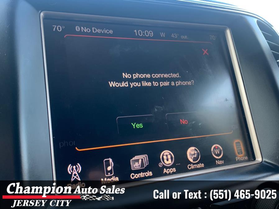 2016 Jeep Grand Cherokee 4WD 4dr Limited, available for sale in Jersey City, New Jersey | Champion Auto Sales of JC. Jersey City, New Jersey 2016 Jeep Grand Cherokee 4WD 4dr Limited, available for sale in Jersey City, New Jersey | Champion Auto Sales of JC. Jersey City, New Jersey