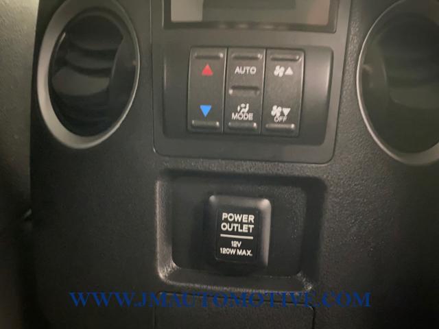 2013 Honda Pilot 4WD 4dr EX-L w/Navi, available for sale in Naugatuck, Connecticut | J&M Automotive Sls&Svc LLC. Naugatuck, Connecticut 2013 Honda Pilot 4WD 4dr EX-L w/Navi, available for sale in Naugatuck, Connecticut | J&M Automotive Sls&Svc LLC. Naugatuck, Connecticut