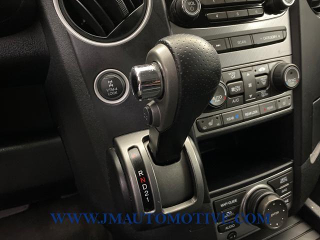 2013 Honda Pilot 4WD 4dr EX-L w/Navi, available for sale in Naugatuck, Connecticut | J&M Automotive Sls&Svc LLC. Naugatuck, Connecticut 2013 Honda Pilot 4WD 4dr EX-L w/Navi, available for sale in Naugatuck, Connecticut | J&M Automotive Sls&Svc LLC. Naugatuck, Connecticut