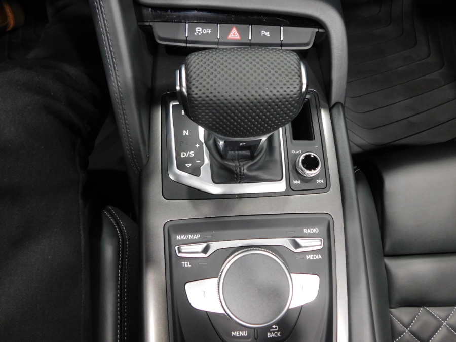 2020 Audi R8 Spyder V10 quattro, available for sale in Lodi, New Jersey | Soliman Motors. Lodi, New Jersey 2020 Audi R8 Spyder V10 quattro, available for sale in Lodi, New Jersey | Soliman Motors. Lodi, New Jersey