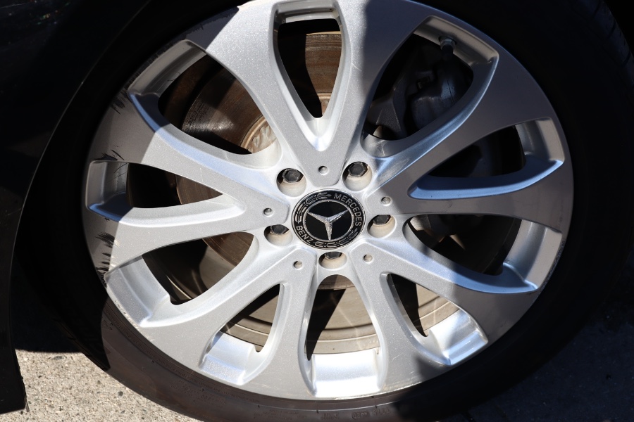 2018 Mercedes-Benz E-Class E 300 4MATIC Sedan, available for sale in Jamaica, New York | Hillside Auto Mall Inc.. Jamaica, New York 2018 Mercedes-Benz E-Class E 300 4MATIC Sedan, available for sale in Jamaica, New York | Hillside Auto Mall Inc.. Jamaica, New York