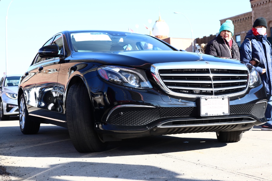 2018 Mercedes-Benz E-Class E 300 4MATIC Sedan, available for sale in Jamaica, New York | Hillside Auto Mall Inc.. Jamaica, New York 2018 Mercedes-Benz E-Class E 300 4MATIC Sedan, available for sale in Jamaica, New York | Hillside Auto Mall Inc.. Jamaica, New York