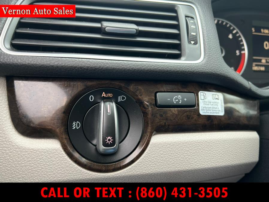 2014 Volkswagen Passat 4dr Sdn 2.0L DSG TDI SEL Premium, available for sale in Manchester, Connecticut | Vernon Auto Sale & Service. Manchester, Connecticut 2014 Volkswagen Passat 4dr Sdn 2.0L DSG TDI SEL Premium, available for sale in Manchester, Connecticut | Vernon Auto Sale & Service. Manchester, Connecticut