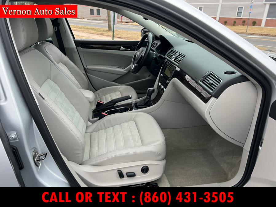 2014 Volkswagen Passat 4dr Sdn 2.0L DSG TDI SEL Premium, available for sale in Manchester, Connecticut | Vernon Auto Sale & Service. Manchester, Connecticut 2014 Volkswagen Passat 4dr Sdn 2.0L DSG TDI SEL Premium, available for sale in Manchester, Connecticut | Vernon Auto Sale & Service. Manchester, Connecticut
