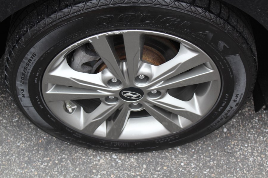 2018 Hyundai Elantra SEL 2.0L Auto (Alabama), available for sale in Deer Park, New York | Car Tec Enterprise Leasing & Sales LLC. Deer Park, New York 2018 Hyundai Elantra SEL 2.0L Auto (Alabama), available for sale in Deer Park, New York | Car Tec Enterprise Leasing & Sales LLC. Deer Park, New York