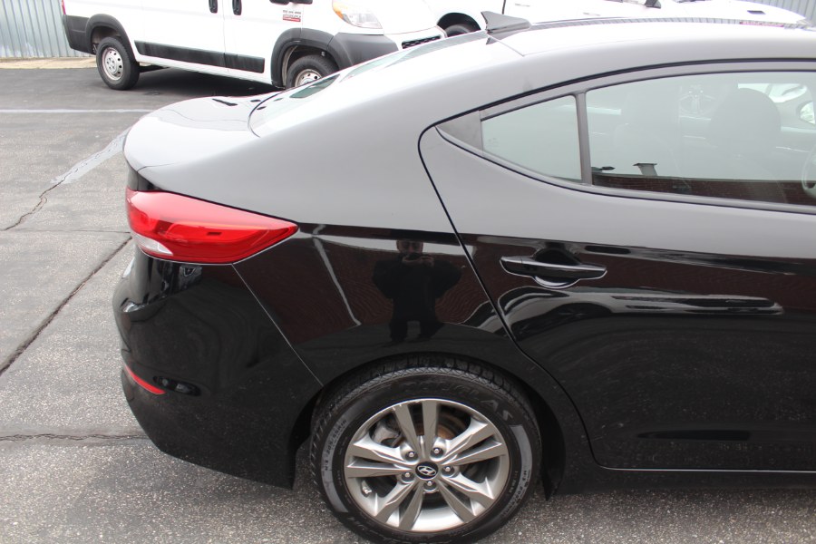 2018 Hyundai Elantra SEL 2.0L Auto (Alabama), available for sale in Deer Park, New York | Car Tec Enterprise Leasing & Sales LLC. Deer Park, New York 2018 Hyundai Elantra SEL 2.0L Auto (Alabama), available for sale in Deer Park, New York | Car Tec Enterprise Leasing & Sales LLC. Deer Park, New York