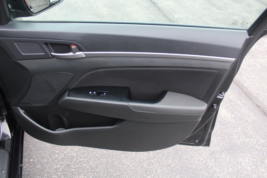 2018 Hyundai Elantra SEL 2.0L Auto (Alabama), available for sale in Deer Park, New York | Car Tec Enterprise Leasing & Sales LLC. Deer Park, New York 2018 Hyundai Elantra SEL 2.0L Auto (Alabama), available for sale in Deer Park, New York | Car Tec Enterprise Leasing & Sales LLC. Deer Park, New York