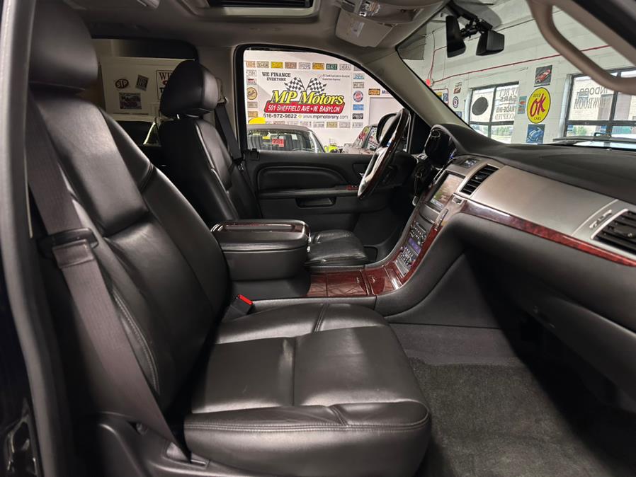 2013 Cadillac Escalade ESV AWD 4dr Luxury, available for sale in West Babylon , New York | MP Motors Inc. West Babylon , New York 2013 Cadillac Escalade ESV AWD 4dr Luxury, available for sale in West Babylon , New York | MP Motors Inc. West Babylon , New York
