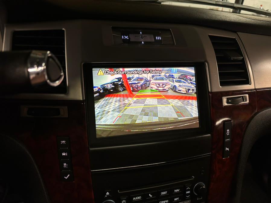 2013 Cadillac Escalade ESV AWD 4dr Luxury, available for sale in West Babylon , New York | MP Motors Inc. West Babylon , New York 2013 Cadillac Escalade ESV AWD 4dr Luxury, available for sale in West Babylon , New York | MP Motors Inc. West Babylon , New York