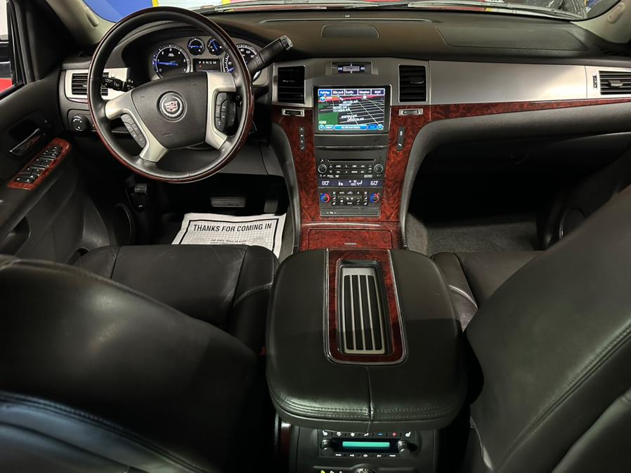 2013 Cadillac Escalade ESV AWD 4dr Luxury, available for sale in West Babylon , New York | MP Motors Inc. West Babylon , New York 2013 Cadillac Escalade ESV AWD 4dr Luxury, available for sale in West Babylon , New York | MP Motors Inc. West Babylon , New York