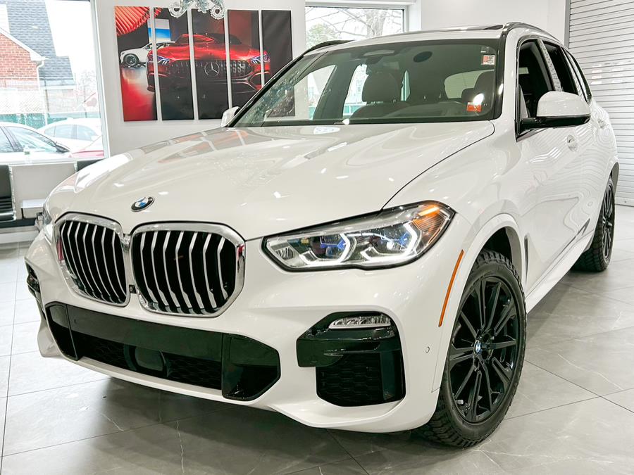 2019 BMW X5 xDrive50i Sports Activity Vehicle, available for sale in Franklin Square, New York | Luxury Motor Club. Franklin Square, New York 2019 BMW X5 xDrive50i Sports Activity Vehicle, available for sale in Franklin Square, New York | Luxury Motor Club. Franklin Square, New York