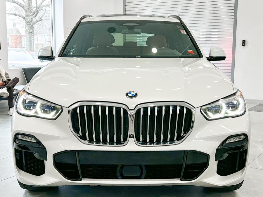 2019 BMW X5 xDrive50i Sports Activity Vehicle, available for sale in Franklin Square, New York | Luxury Motor Club. Franklin Square, New York 2019 BMW X5 xDrive50i Sports Activity Vehicle, available for sale in Franklin Square, New York | Luxury Motor Club. Franklin Square, New York