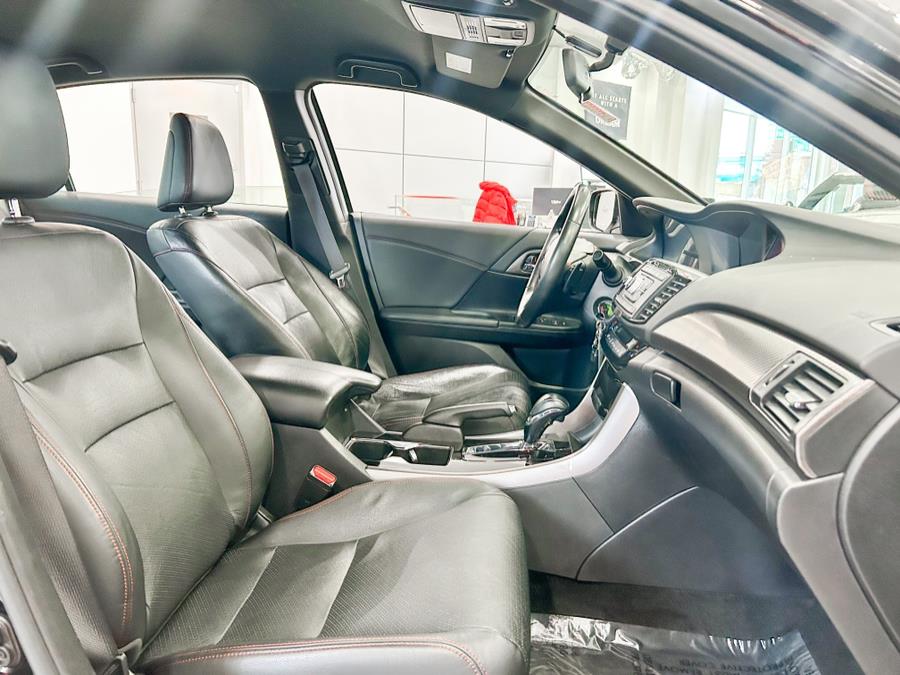 2017 Honda Accord Sedan Sport SE CVT, available for sale in Franklin Square, New York | Luxury Motor Club. Franklin Square, New York 2017 Honda Accord Sedan Sport SE CVT, available for sale in Franklin Square, New York | Luxury Motor Club. Franklin Square, New York
