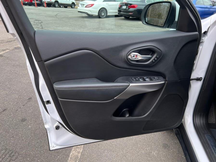 2019 Jeep Cherokee Limited 4x4, available for sale in Berlin, Connecticut | Tru Auto Mall. Berlin, Connecticut 2019 Jeep Cherokee Limited 4x4, available for sale in Berlin, Connecticut | Tru Auto Mall. Berlin, Connecticut
