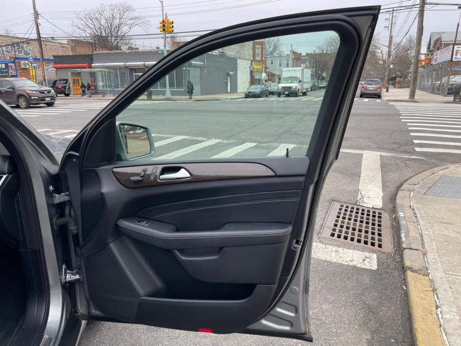 2015 Mercedes-Benz M-Class 4MATIC 4dr ML 350, available for sale in Brooklyn, New York | Worlds Best Auto Inc. Brooklyn, New York 2015 Mercedes-Benz M-Class 4MATIC 4dr ML 350, available for sale in Brooklyn, New York | Worlds Best Auto Inc. Brooklyn, New York