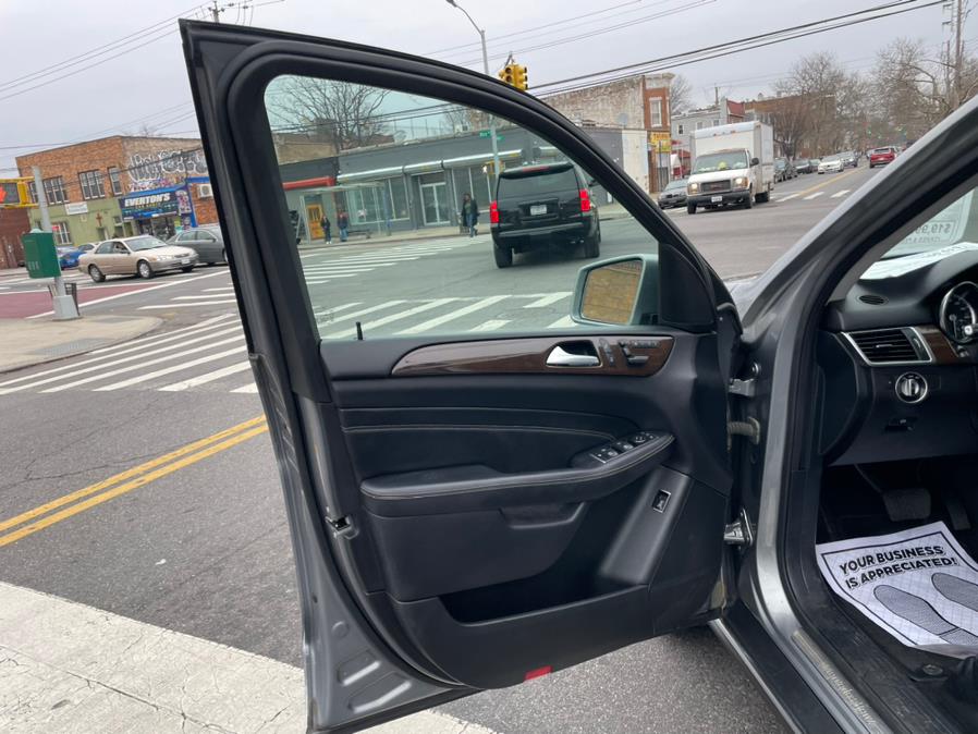 2015 Mercedes-Benz M-Class 4MATIC 4dr ML 350, available for sale in Brooklyn, New York | Worlds Best Auto Inc. Brooklyn, New York 2015 Mercedes-Benz M-Class 4MATIC 4dr ML 350, available for sale in Brooklyn, New York | Worlds Best Auto Inc. Brooklyn, New York