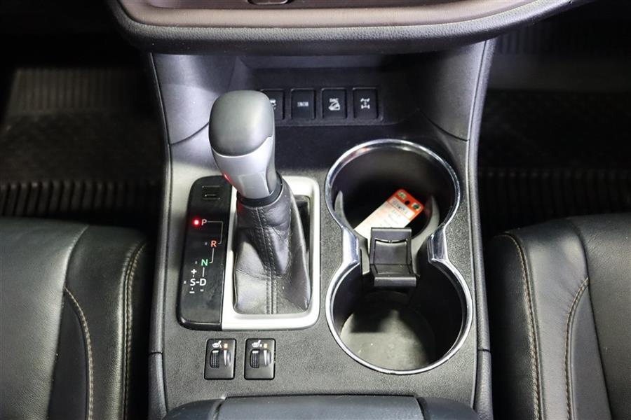 2018 Toyota Highlander XLE, available for sale in Paterson, New Jersey | Fast Track Motors. Paterson, New Jersey 2018 Toyota Highlander XLE, available for sale in Paterson, New Jersey | Fast Track Motors. Paterson, New Jersey