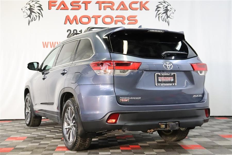 2018 Toyota Highlander XLE, available for sale in Paterson, New Jersey | Fast Track Motors. Paterson, New Jersey 2018 Toyota Highlander XLE, available for sale in Paterson, New Jersey | Fast Track Motors. Paterson, New Jersey