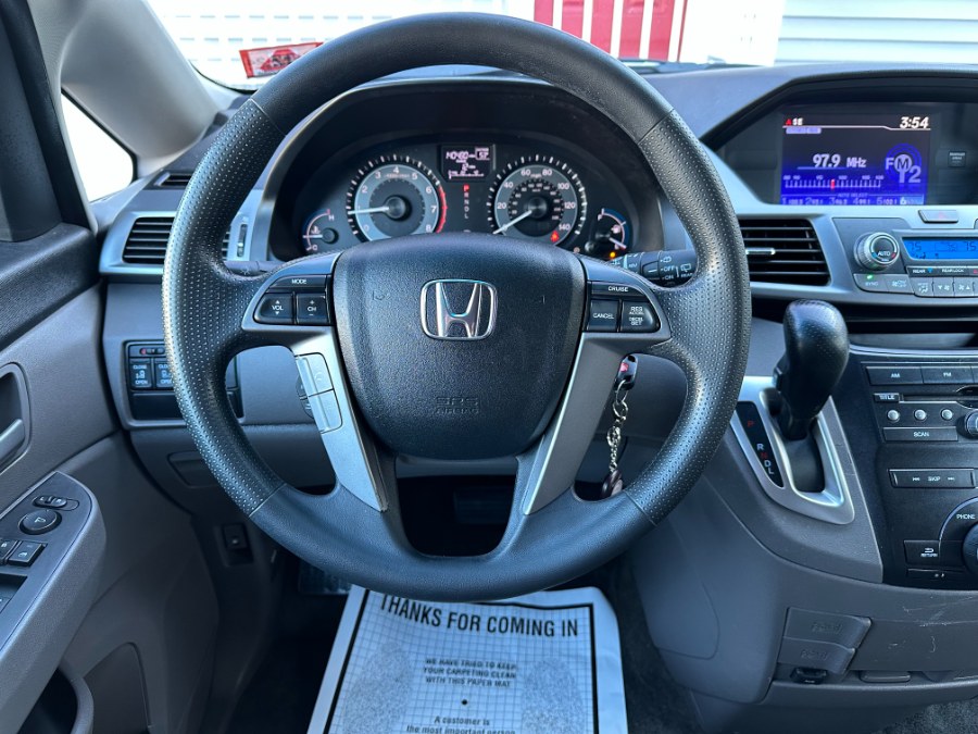 2013 Honda Odyssey 5dr EX, available for sale in Paterson, New Jersey | DZ Automall. Paterson, New Jersey 2013 Honda Odyssey 5dr EX, available for sale in Paterson, New Jersey | DZ Automall. Paterson, New Jersey