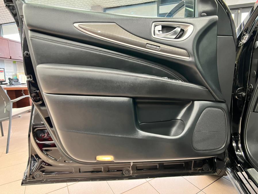 2019 INFINITI QX60 2019.5 LUXE AWD, available for sale in Massapequa Park, New York | Power Motors East. Massapequa Park, New York 2019 INFINITI QX60 2019.5 LUXE AWD, available for sale in Massapequa Park, New York | Power Motors East. Massapequa Park, New York