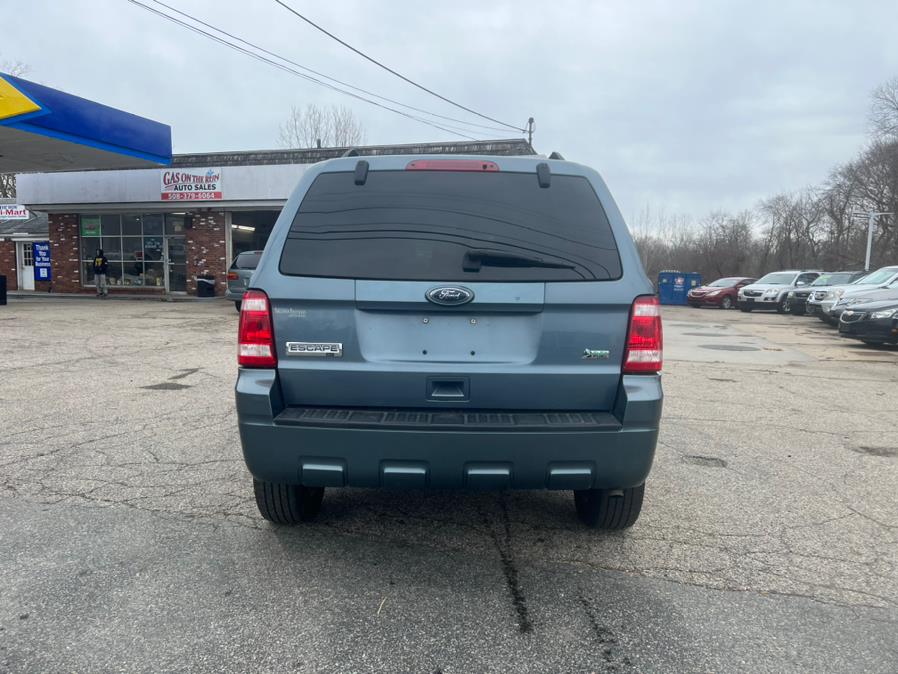 2011 Ford Escape 4WD 4dr XLT, available for sale in Swansea, Massachusetts | Gas On The Run. Swansea, Massachusetts 2011 Ford Escape 4WD 4dr XLT, available for sale in Swansea, Massachusetts | Gas On The Run. Swansea, Massachusetts