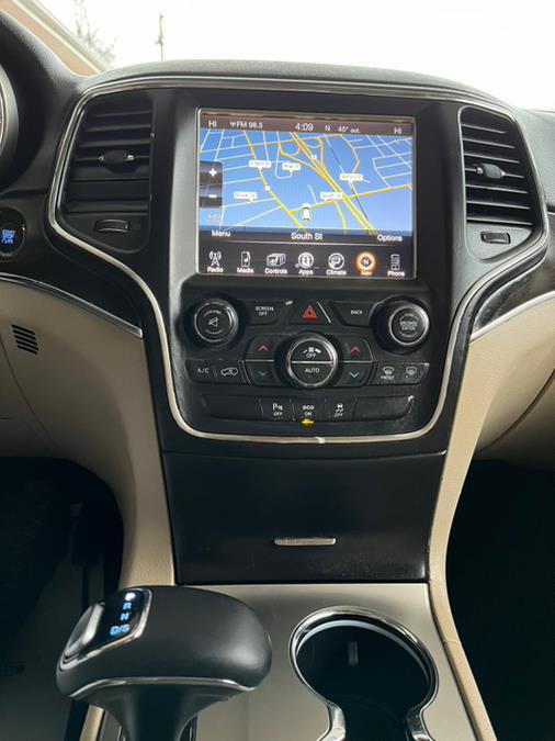 2014 Jeep Grand Cherokee RWD 4dr Limited, available for sale in New Britain, Connecticut | Supreme Automotive. New Britain, Connecticut 2014 Jeep Grand Cherokee RWD 4dr Limited, available for sale in New Britain, Connecticut | Supreme Automotive. New Britain, Connecticut