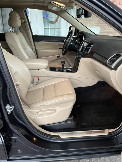 2014 Jeep Grand Cherokee RWD 4dr Limited, available for sale in New Britain, Connecticut | Supreme Automotive. New Britain, Connecticut 2014 Jeep Grand Cherokee RWD 4dr Limited, available for sale in New Britain, Connecticut | Supreme Automotive. New Britain, Connecticut