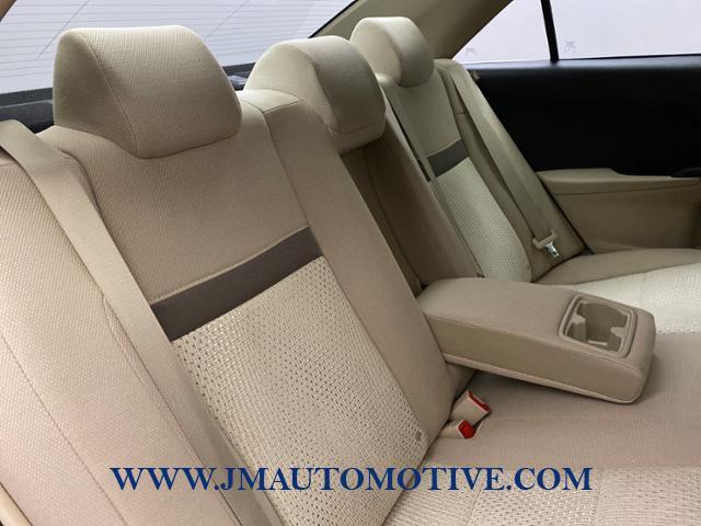 2013 Toyota Camry 4dr Sdn I4 Auto LE, available for sale in Naugatuck, Connecticut | J&M Automotive Sls&Svc LLC. Naugatuck, Connecticut 2013 Toyota Camry 4dr Sdn I4 Auto LE, available for sale in Naugatuck, Connecticut | J&M Automotive Sls&Svc LLC. Naugatuck, Connecticut