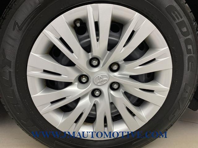2013 Toyota Camry 4dr Sdn I4 Auto LE, available for sale in Naugatuck, Connecticut | J&M Automotive Sls&Svc LLC. Naugatuck, Connecticut 2013 Toyota Camry 4dr Sdn I4 Auto LE, available for sale in Naugatuck, Connecticut | J&M Automotive Sls&Svc LLC. Naugatuck, Connecticut