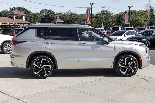 2022 Mitsubishi Outlander Black Edition, available for sale in Great Neck, New York | Camy Cars. Great Neck, New York 2022 Mitsubishi Outlander Black Edition, available for sale in Great Neck, New York | Camy Cars. Great Neck, New York