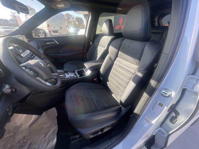 2022 Mitsubishi Outlander Black Edition, available for sale in Great Neck, New York | Camy Cars. Great Neck, New York 2022 Mitsubishi Outlander Black Edition, available for sale in Great Neck, New York | Camy Cars. Great Neck, New York