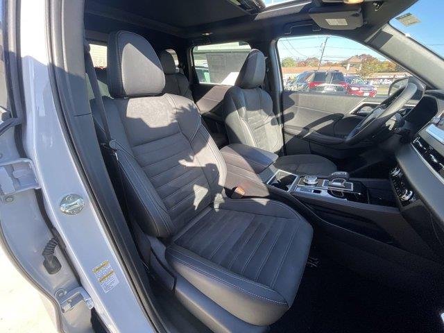 2022 Mitsubishi Outlander Black Edition, available for sale in Great Neck, New York | Camy Cars. Great Neck, New York 2022 Mitsubishi Outlander Black Edition, available for sale in Great Neck, New York | Camy Cars. Great Neck, New York
