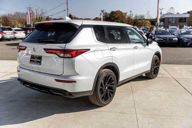 2022 Mitsubishi Outlander Black Edition, available for sale in Great Neck, New York | Camy Cars. Great Neck, New York 2022 Mitsubishi Outlander Black Edition, available for sale in Great Neck, New York | Camy Cars. Great Neck, New York
