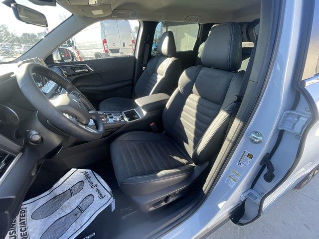 2023 Mitsubishi Outlander SE, available for sale in Great Neck, New York | Camy Cars. Great Neck, New York 2023 Mitsubishi Outlander SE, available for sale in Great Neck, New York | Camy Cars. Great Neck, New York
