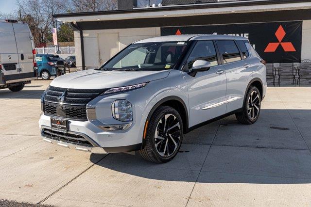 2023 Mitsubishi Outlander SE, available for sale in Great Neck, New York | Camy Cars. Great Neck, New York 2023 Mitsubishi Outlander SE, available for sale in Great Neck, New York | Camy Cars. Great Neck, New York