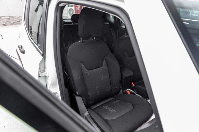 2017 Jeep Renegade Sport, available for sale in Great Neck, New York | Camy Cars. Great Neck, New York 2017 Jeep Renegade Sport, available for sale in Great Neck, New York | Camy Cars. Great Neck, New York