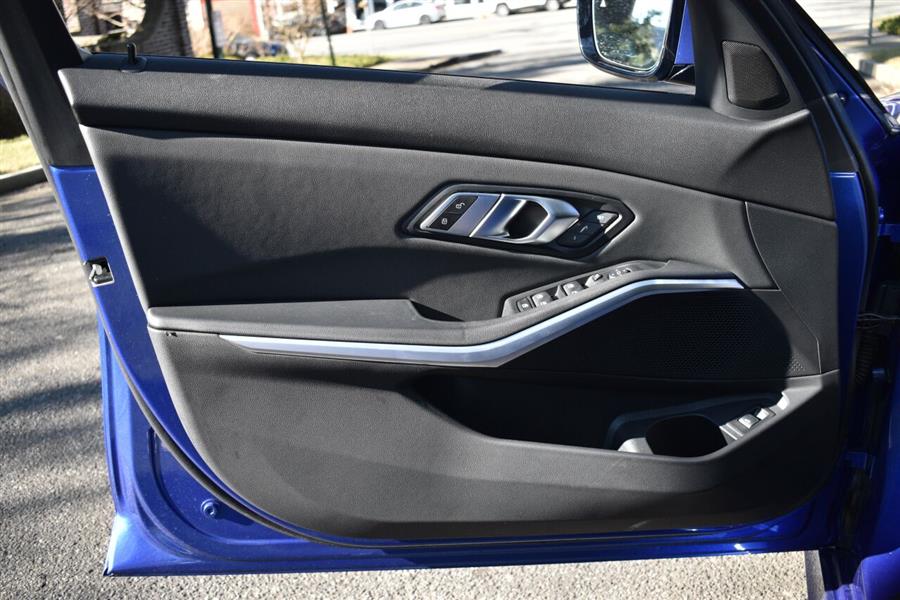 2019 BMW 3 Series 330i xDrive AWD 4dr Sedan, available for sale in Great Neck, New York | Camy Cars. Great Neck, New York 2019 BMW 3 Series 330i xDrive AWD 4dr Sedan, available for sale in Great Neck, New York | Camy Cars. Great Neck, New York