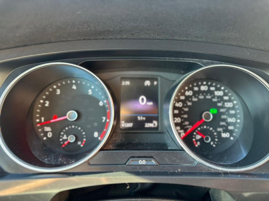 2019 Volkswagen Tiguan 2.0T SE FWD, available for sale in Bloomingdale, New Jersey | Bloomingdale Auto Group. Bloomingdale, New Jersey 2019 Volkswagen Tiguan 2.0T SE FWD, available for sale in Bloomingdale, New Jersey | Bloomingdale Auto Group. Bloomingdale, New Jersey