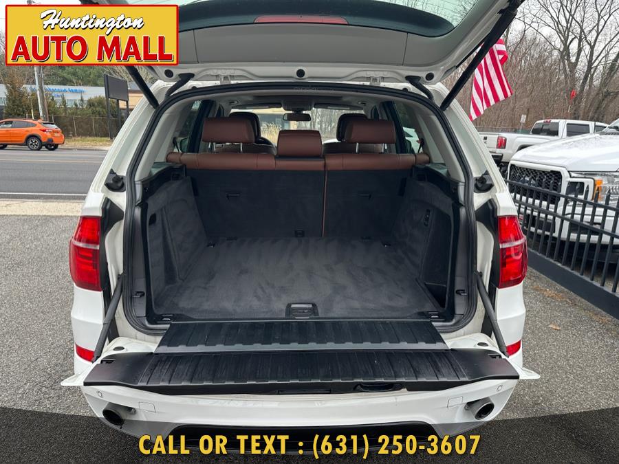 2013 BMW X5 AWD 4dr xDrive35i, available for sale in Huntington Station, New York | Huntington Auto Mall. Huntington Station, New York 2013 BMW X5 AWD 4dr xDrive35i, available for sale in Huntington Station, New York | Huntington Auto Mall. Huntington Station, New York