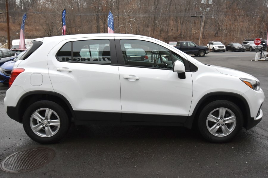 2020 Chevrolet Trax 4dr LS, available for sale in Waterbury, Connecticut | Highline Car Connection. Waterbury, Connecticut 2020 Chevrolet Trax 4dr LS, available for sale in Waterbury, Connecticut | Highline Car Connection. Waterbury, Connecticut