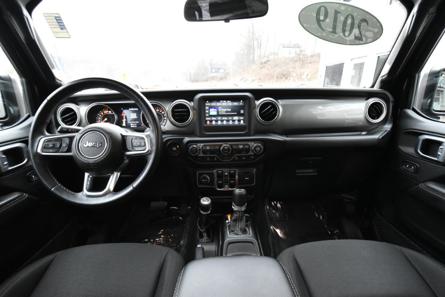 2019 Jeep Wrangler Unlimited Sahara 4x4, available for sale in Waterbury, Connecticut | Highline Car Connection. Waterbury, Connecticut 2019 Jeep Wrangler Unlimited Sahara 4x4, available for sale in Waterbury, Connecticut | Highline Car Connection. Waterbury, Connecticut