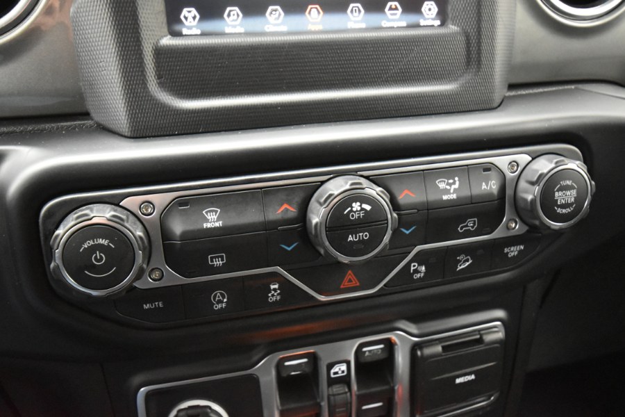 2019 Jeep Wrangler Unlimited Sahara 4x4, available for sale in Waterbury, Connecticut | Highline Car Connection. Waterbury, Connecticut 2019 Jeep Wrangler Unlimited Sahara 4x4, available for sale in Waterbury, Connecticut | Highline Car Connection. Waterbury, Connecticut