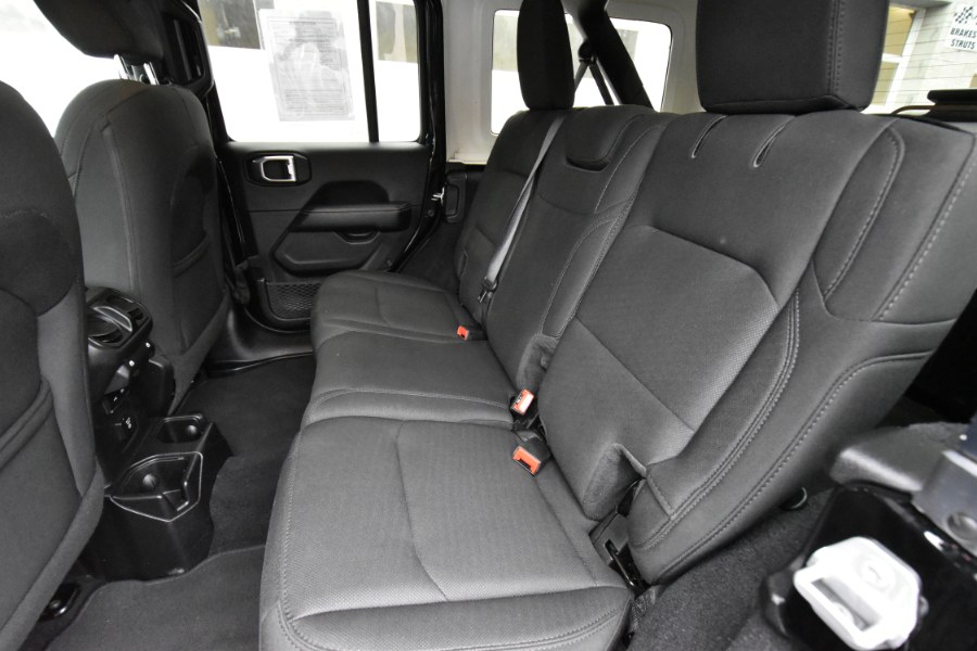 2019 Jeep Wrangler Unlimited Sahara 4x4, available for sale in Waterbury, Connecticut | Highline Car Connection. Waterbury, Connecticut 2019 Jeep Wrangler Unlimited Sahara 4x4, available for sale in Waterbury, Connecticut | Highline Car Connection. Waterbury, Connecticut