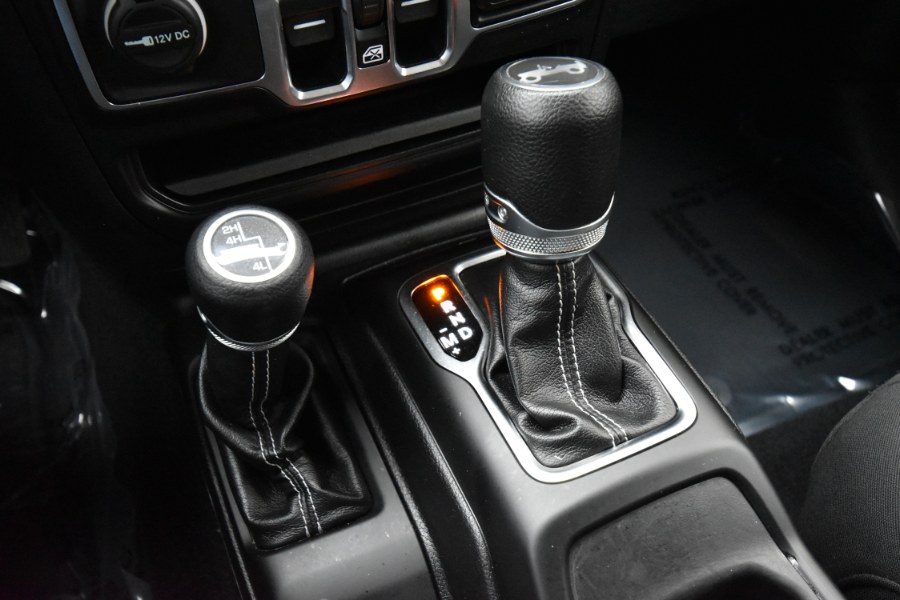 2019 Jeep Wrangler Unlimited Sahara 4x4, available for sale in Waterbury, Connecticut | Highline Car Connection. Waterbury, Connecticut 2019 Jeep Wrangler Unlimited Sahara 4x4, available for sale in Waterbury, Connecticut | Highline Car Connection. Waterbury, Connecticut